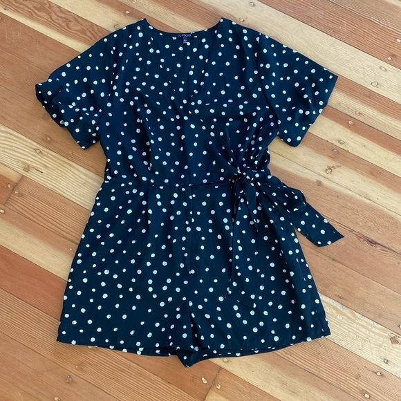 19 Cooper Pants - 19 Cooper Black Polka Dot Shorts Romper‎ Large